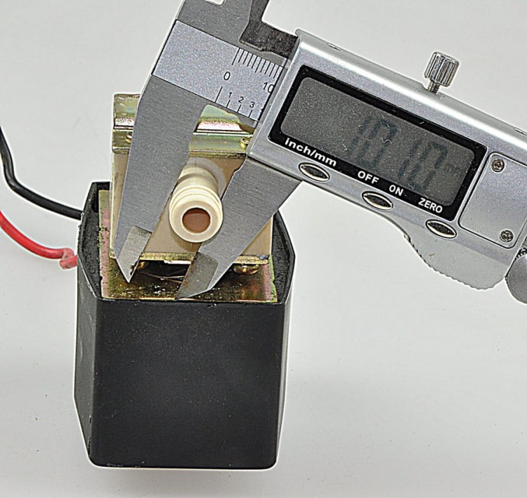 zaw_ckd_a2-18_4.jpg